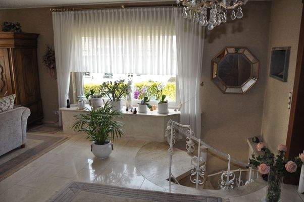 Wendeltreppe vom Wohnzimmer