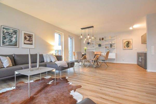  Wohn- /Ess- und Kochbereich