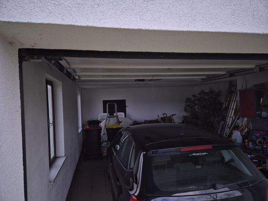 Garage unterkellert