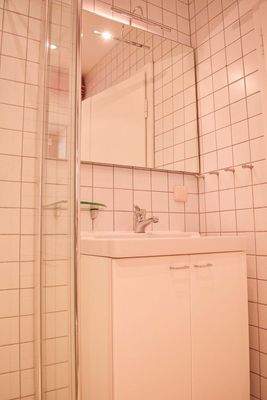 Gästebad mit Dusche