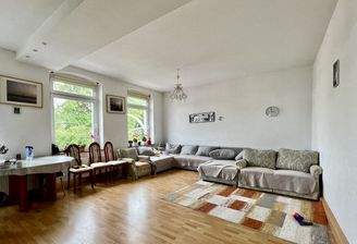 Wohnzimmer (1. Etage)1