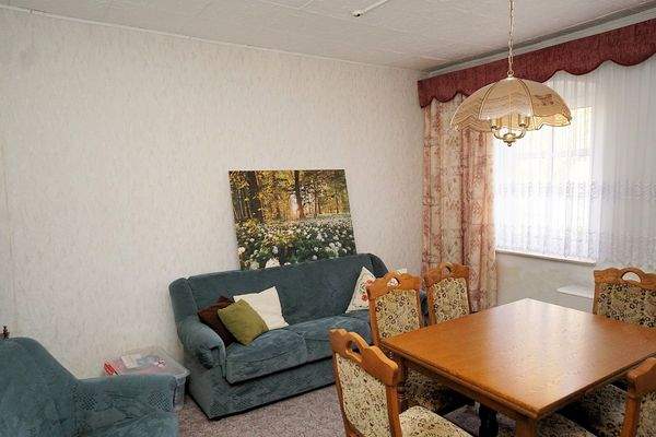 EG Wohnzimmer (1).jpg