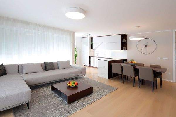 Ein exklusives Leben erster Klasse erwartet Sie