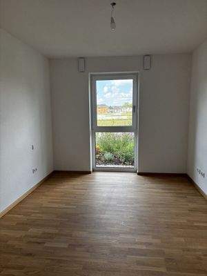 25-10-02 12-35-33 3193