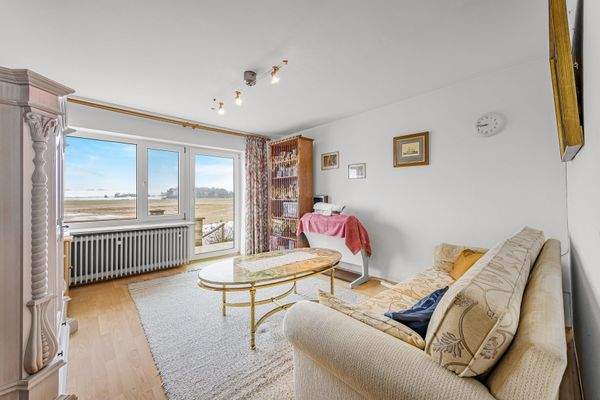 Wohnzimmer im Untergeschoss