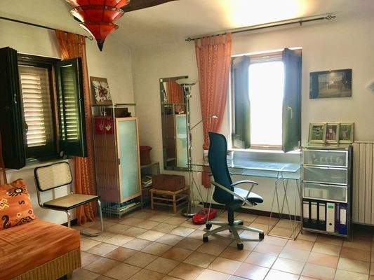 Studio, Büro oder weiteres Schlafzimmer