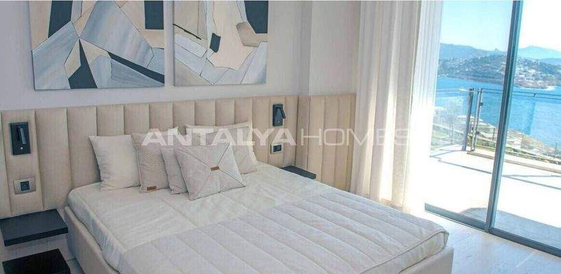 Sea View Real Estate with Private Beach and Pier in Bodrum