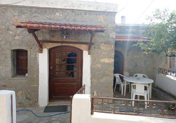 Kreta, Epano Sisi: Doppelhaushälfte mit einem Schlafzimmer. Nur 10 Minuten zu Fuß zum Strand