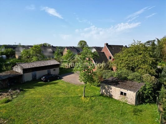 Blick auf den Hof in Südausrichtung 