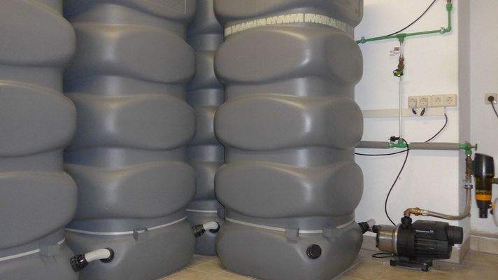 Regenwasseranlage im Kellerraum 5