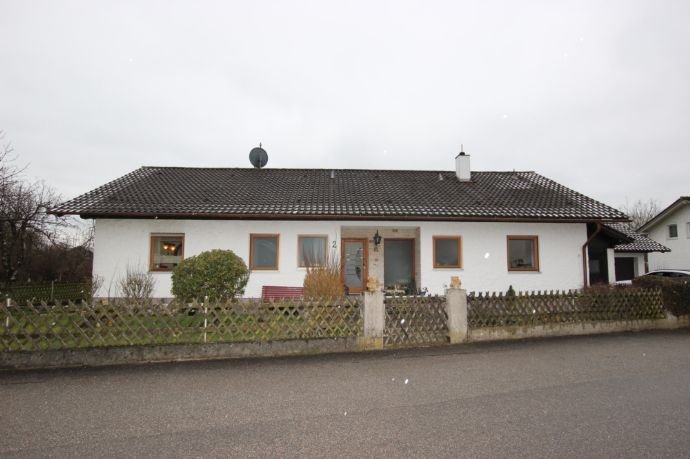 Bungalow in Siedlungslage - 499