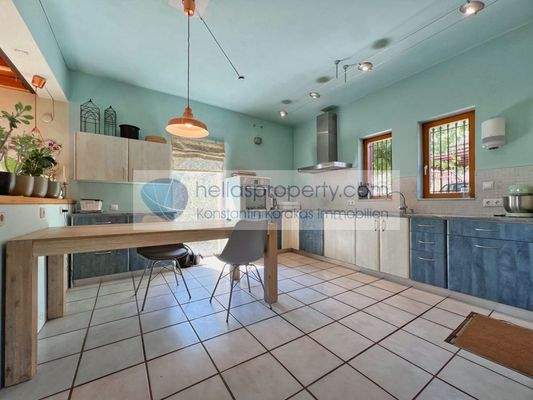 89ffec716e7f498ebb3f2da7ed930fdd-original