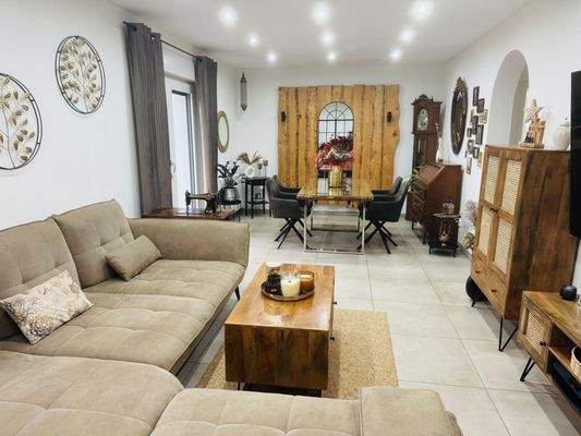 Wohn- und Essbereich