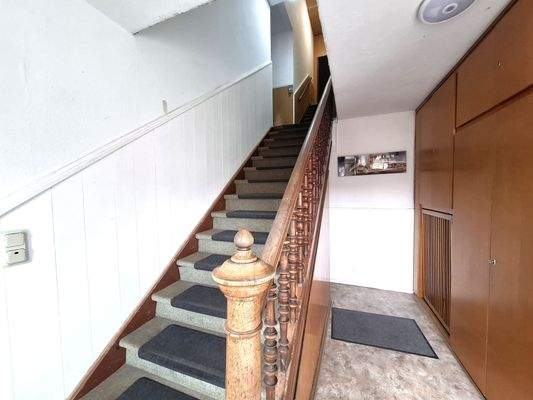 8.Treppenhaus.jpg