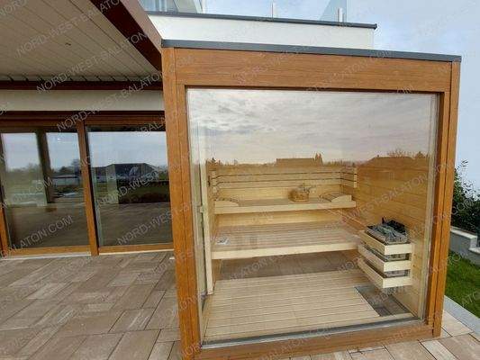 Sauna auf der Terrasse