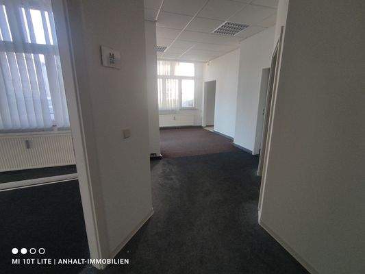 Eingang 1 - Flur (2)