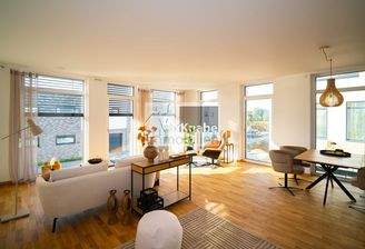 Lichtdurchfluteter Wohnraum