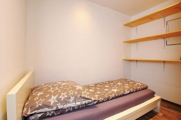 26 Zimmer 2.jpg