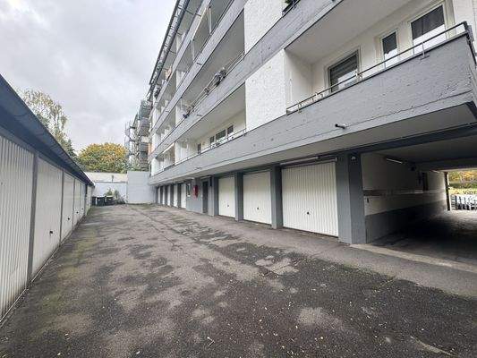 Garagen/Innenhof 