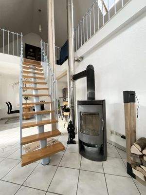 Ofen und Treppen in „der W2“