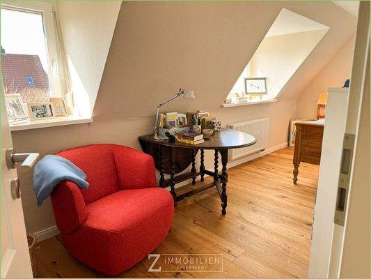 Zimmer II mit zwei Gauben