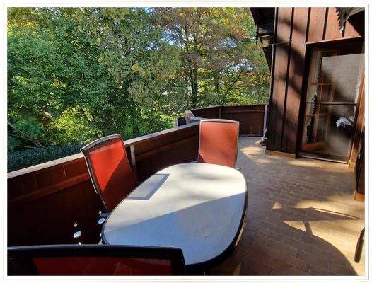 Großer Balkon im OG