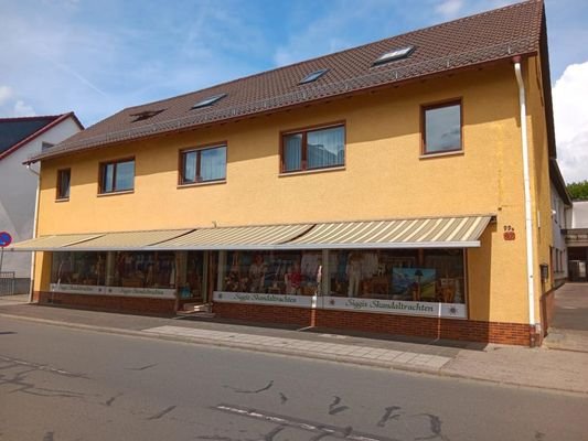 Mehrfamilienhaus-Gießener Str. 101-Vorderhaus-Stra