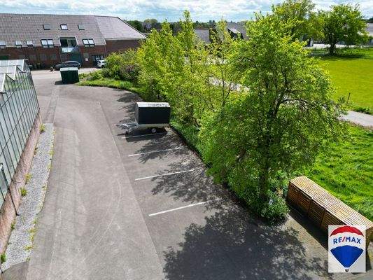 b7d349d6-a756-4192-8acd-9b5cdffde687