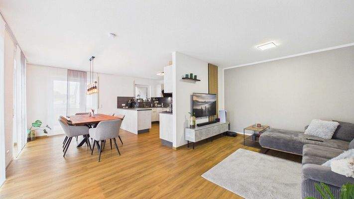 offener Wohn-/Essbereich