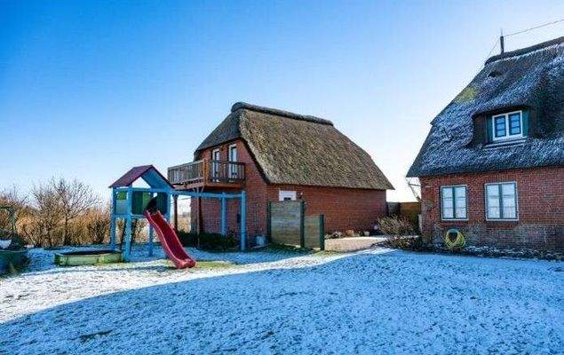 Nebengebäude mit Appartement, derzeit als Ferienwohnung genutzt.jpg