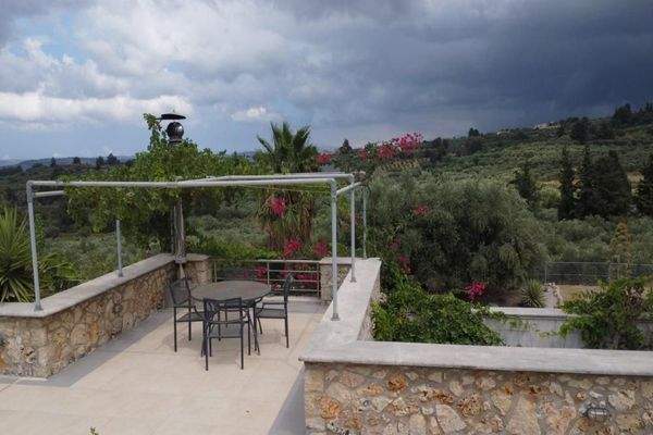 Kreta, Pemonia: Ruhiges und weitläufiges Anwesen zu verkaufen