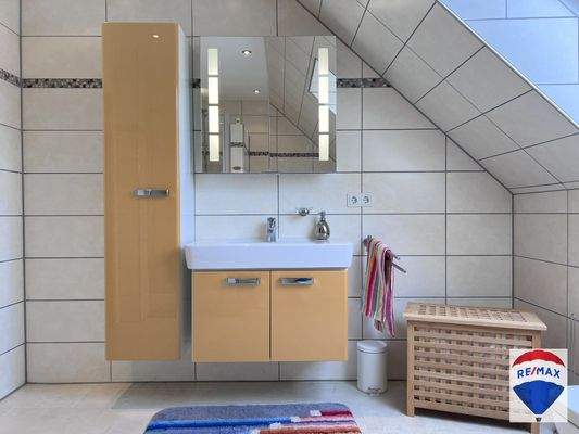 f8b5ae95-6dcc-43e8-a924-1b6ea9c22678