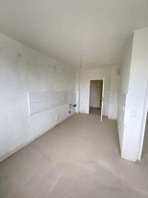 Küche mit offenem Essbereich