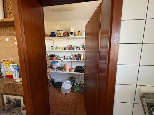 Speise-/Vorratskammer