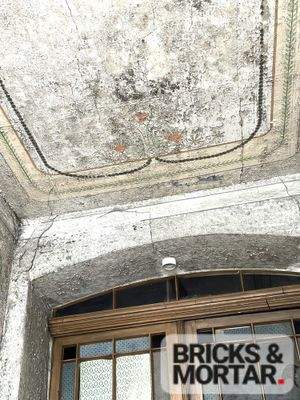 Decke Eingangsbereich