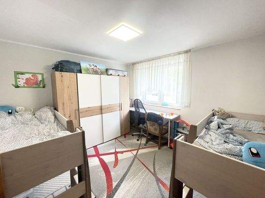 Kinderzimmer EG rechts