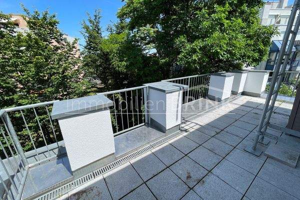 Terrasse Nordseite.jpg