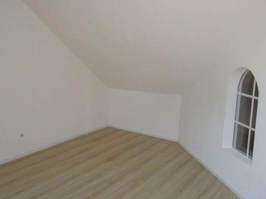 Bild 2 zu Zimmer rechts