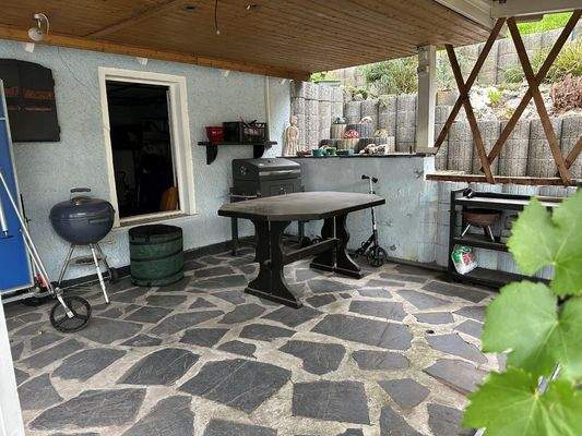 Überdachte Terrasse
