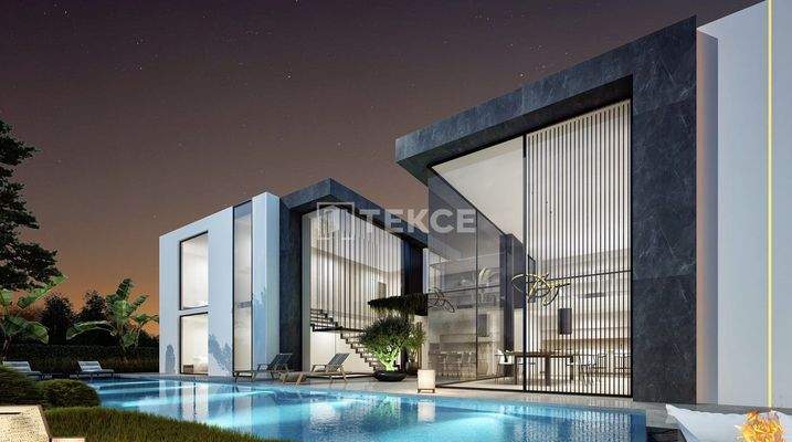 Detached Stylish House Near the Sea in İzmir Çeşme