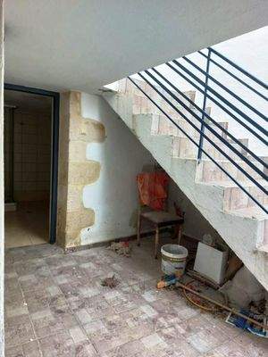 Ostkreta, Chamaizi: Traditionelles zweistöckiges Haus mit Innenhof zu verkaufen