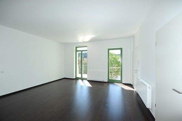 Äußere Plauensche Straße 17, W.png