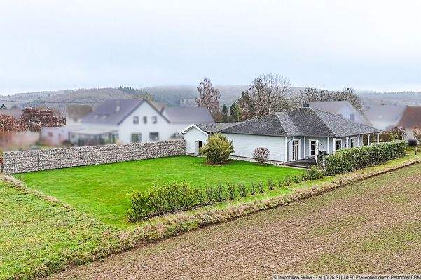 nur ein direkter Nachbar