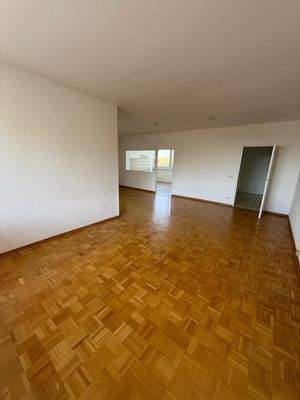 WhatsApp Image 2025-05-15 at 09.58.07 (1)