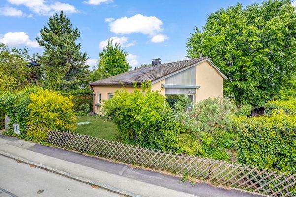 Charmantes Einfamilienhaus mit viel Privatsphäre und Garten