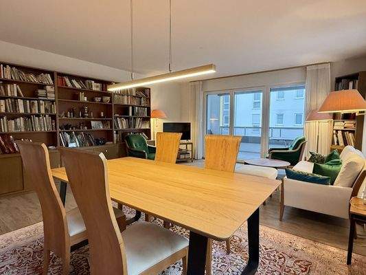 Wohnbereich u. Essbereich 