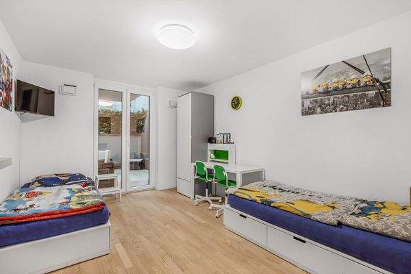 Kinderzimmer/Schlafzimmer