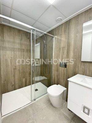 Stylish Flats with Garden or Solarium in Torrevieja