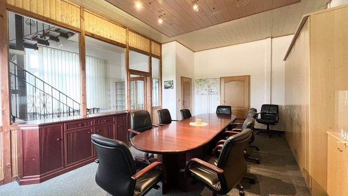 Konferenzraum im Bürogebäude