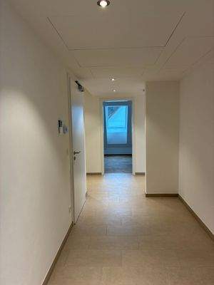 Flur mit Blich zum Schlafzimmer